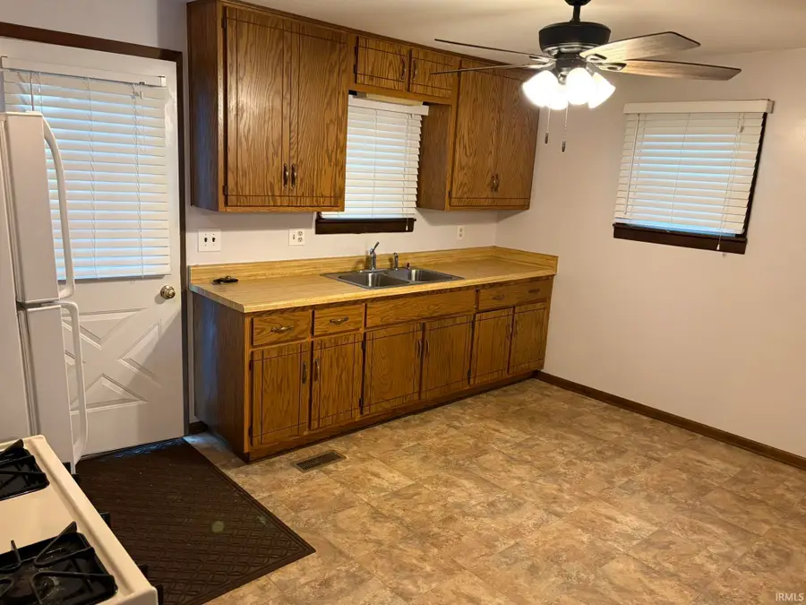 10535 Hillview Drive, Evansville, IN 47720 - #3