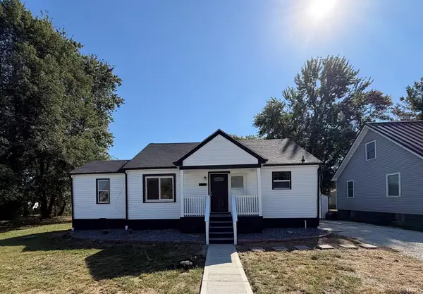 805 E 1st Street, Huntingburg, IN 47542