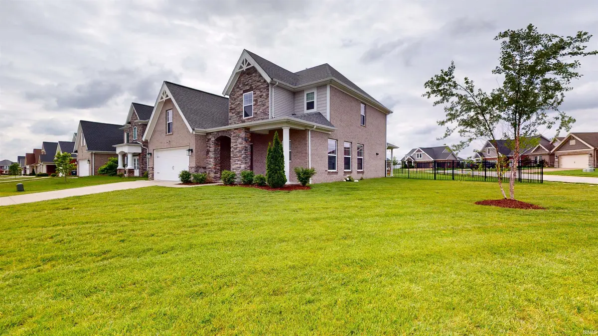 5645 Belmont Drive, Newburgh, IN 47630 - #1