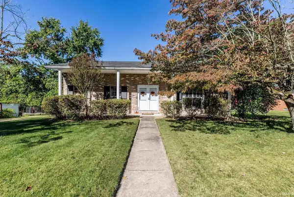 3604 Debbie Lane, Evansville, IN 47711