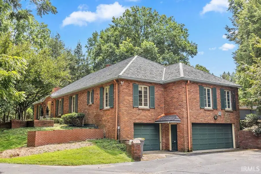648 S Woodscrest Drive, Bloomington, IN 47401 - #3