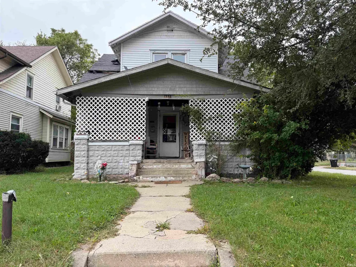 637 E Indiana Avenue, South Bend, IN 46613 - #1