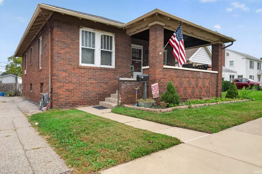 527 Burlington Avenue, Logansport, IN 46947 - #2