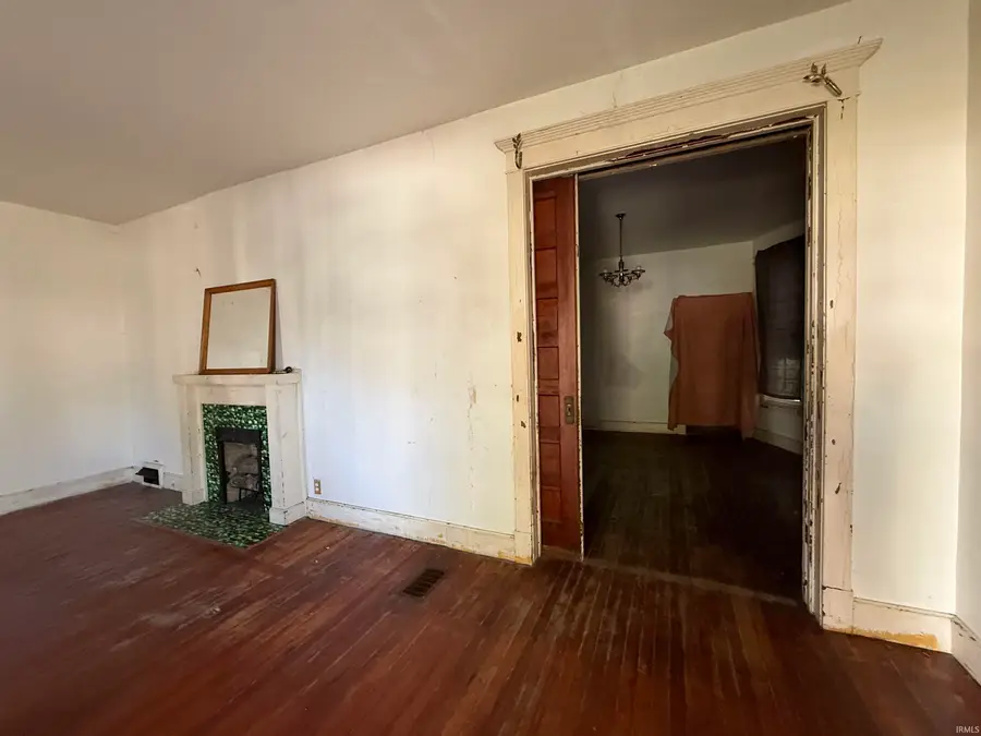611 E Gum Street, Evansville, IN 47713 - #3