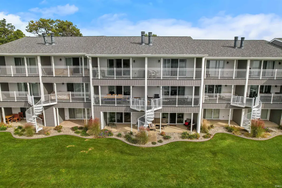 1725 Colonial Drive #6 and 7, Rochester, IN 46975 - #1