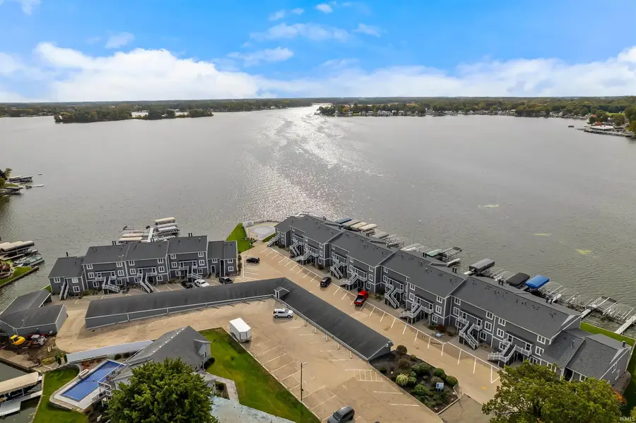 1725 Colonial Drive #6 and 7, Rochester, IN 46975 - #2