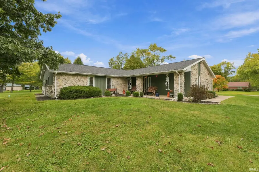8301 N Santa Barbara Drive, Muncie, IN 47303 - #2