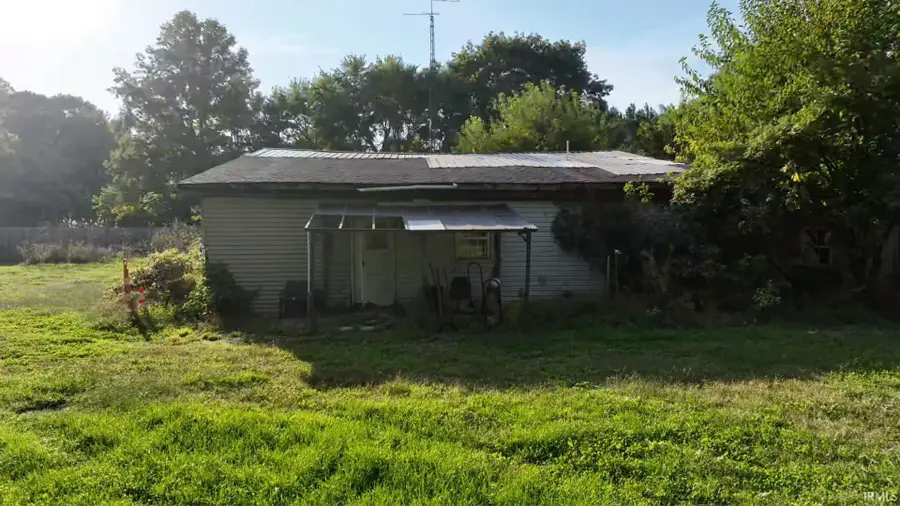 7392 W Us-24 Highway, Logansport, IN 46947 - #2