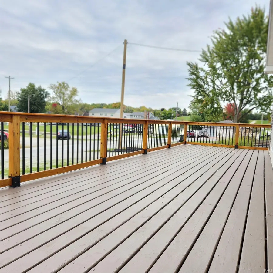 9827 N Lincoln Road, Syracuse, IN 46567 - #3