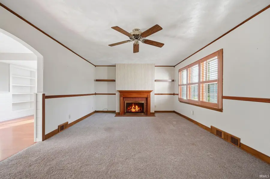 420 W Perkins Street, Hartford City, IN 47348 - #3
