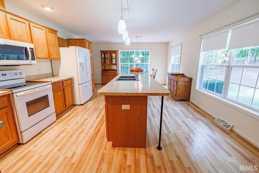 4006 S Little Creek Drive, Spencer, IN 47460 - #3