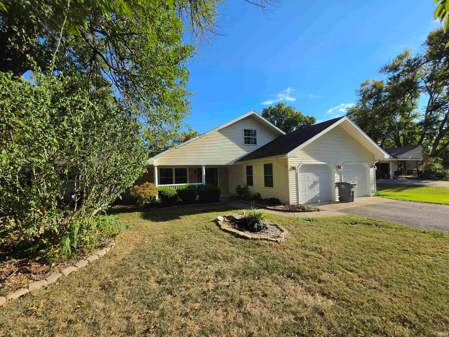 2017 Jackson Drive, Vincennes, IN 47591 - #2