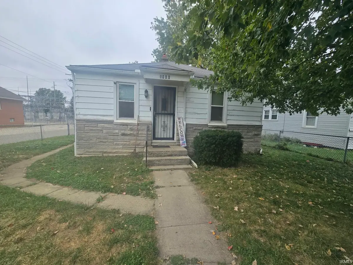 1944 W 10th Street, Muncie, IN 47302 - #1