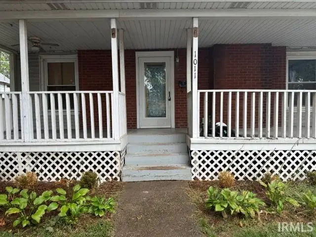 1011 E 5th Street, Mount Vernon, IN 47620 - #2