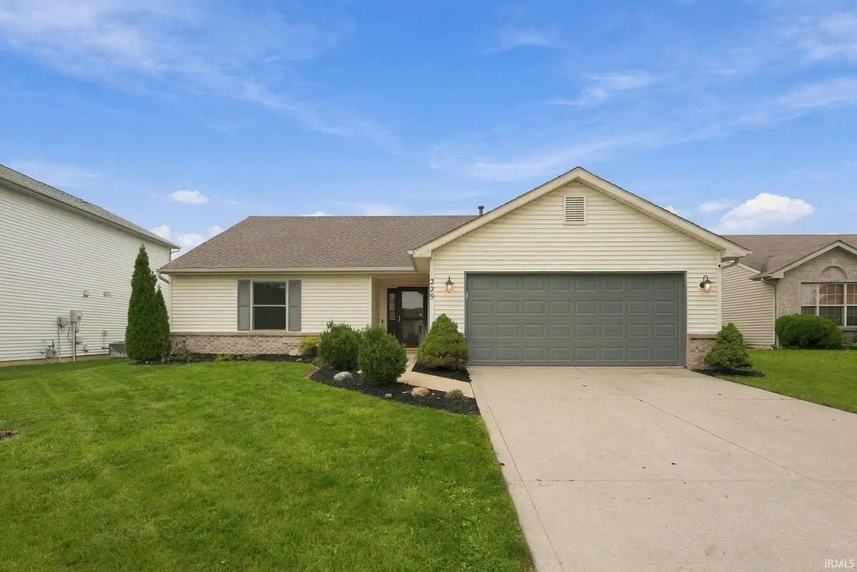229 El Dorado Trail, Fort Wayne, IN 46825 - #1