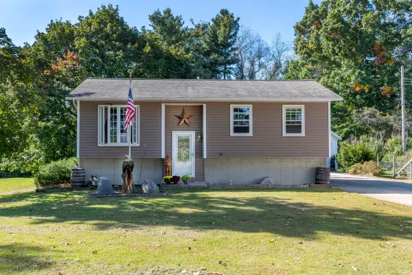58919 Towne Road, Elkhart, IN 46517