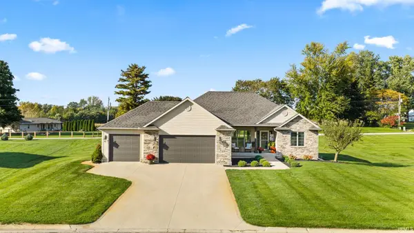 3801 S Elaine Drive, Warsaw, IN 46580