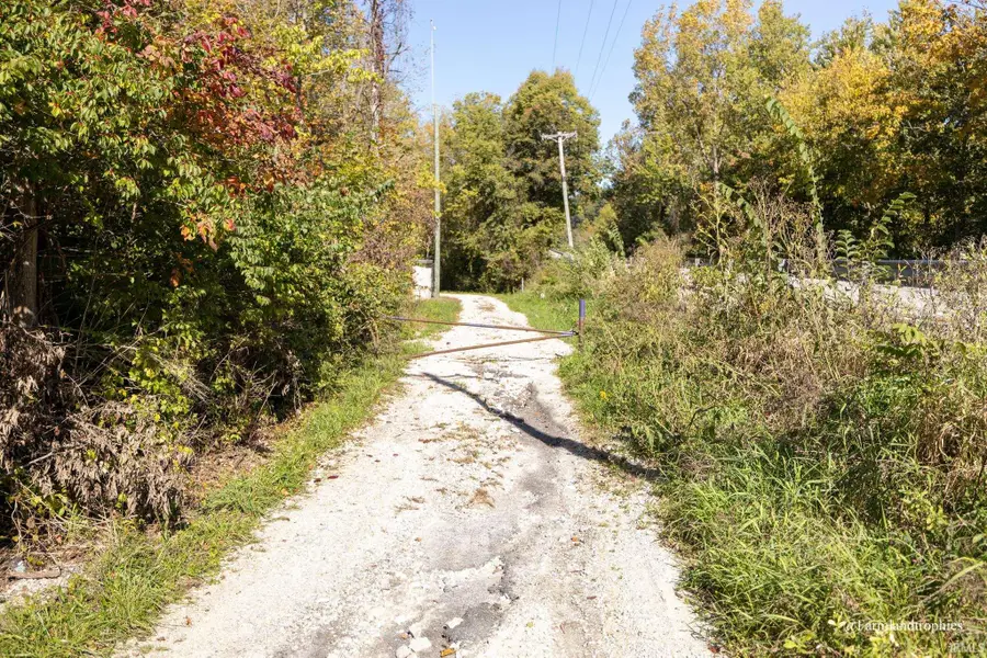 V/L 200 W, Huntington, IN 46750 - #2