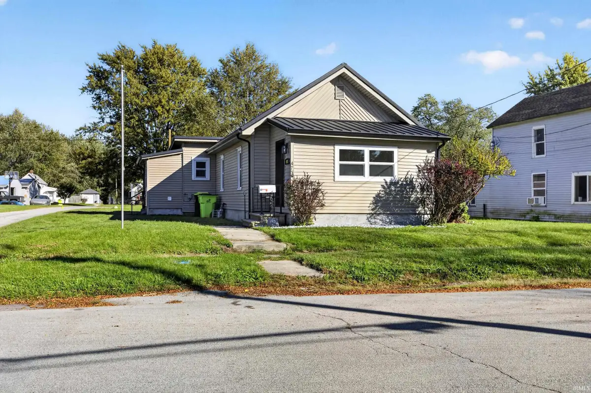 473 Swan Street, Huntington, IN 46750 - #1