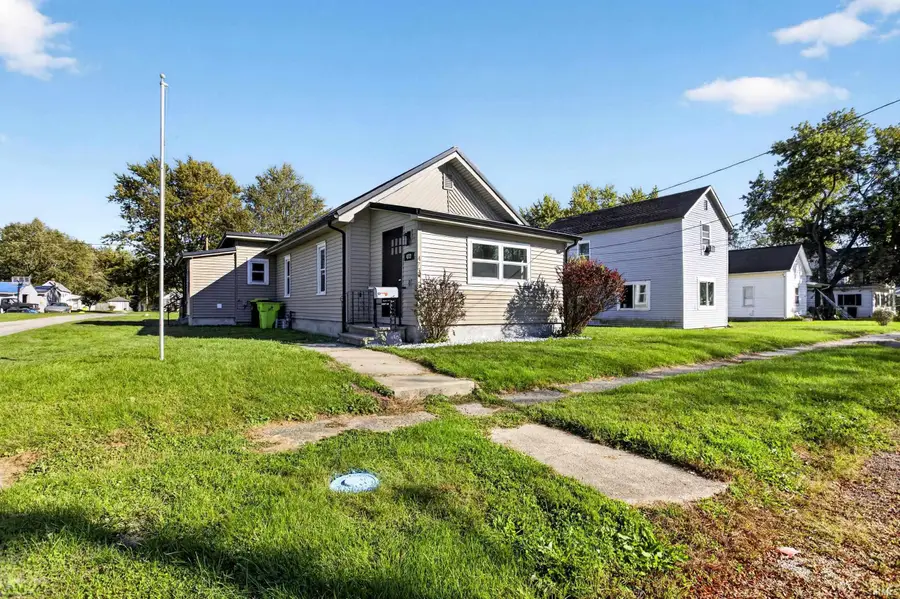 473 Swan Street, Huntington, IN 46750 - #2