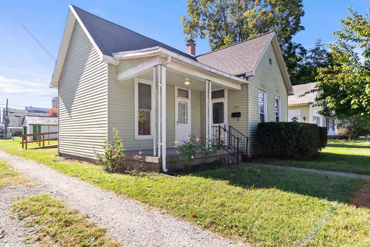618 W 3rd Street, Mount Vernon, IN 47620 - #1