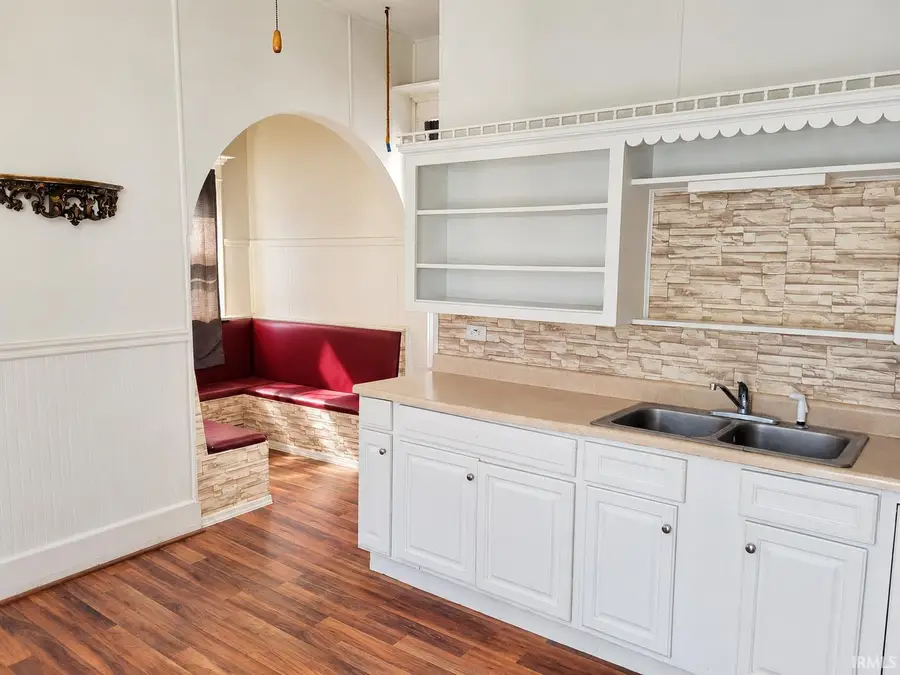 815 E Vantrees Street, Washington, IN 47501 - #3