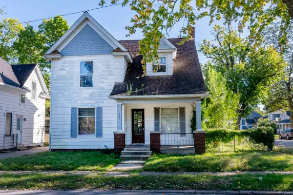 1010 Vassar Avenue, South Bend, IN 46616