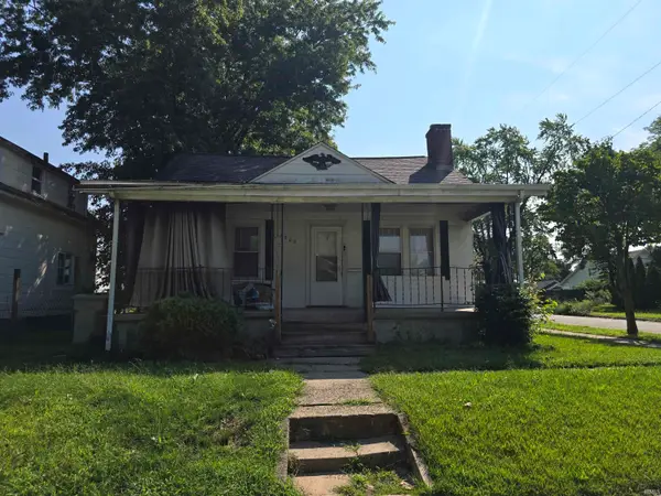 1202 J Johnson Street, South Bend, IN 46628