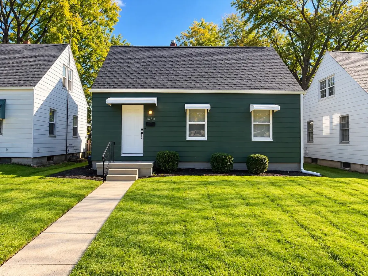 1650 N Brookfield Street, South Bend, IN 46628 - #1