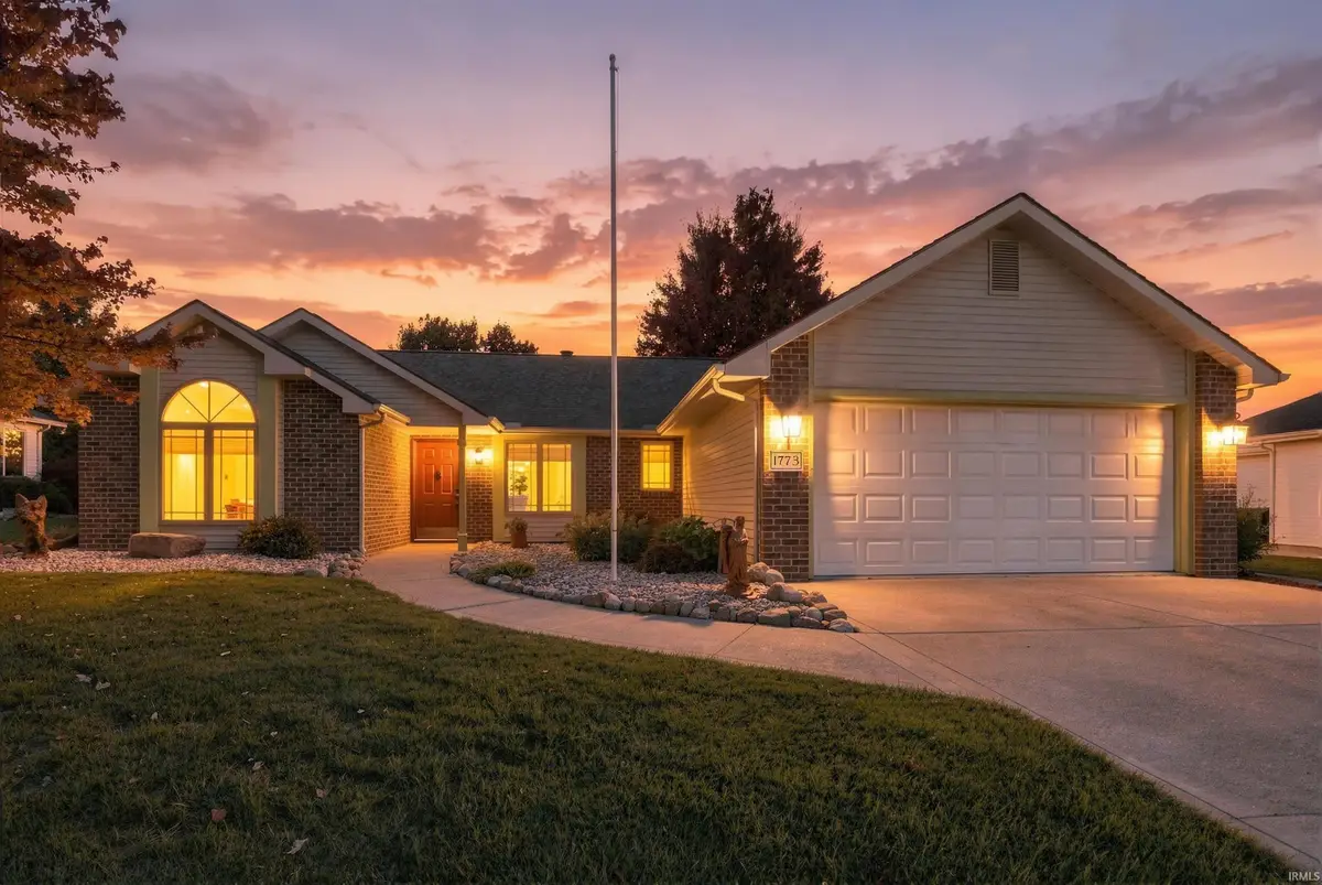 1773 E Ravenwood Lane, Columbia City, IN 46725 - #1