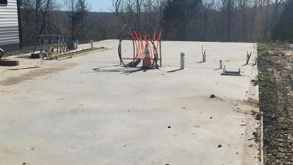 2500 S Coalmine Road, Bloomfield, IN 47424