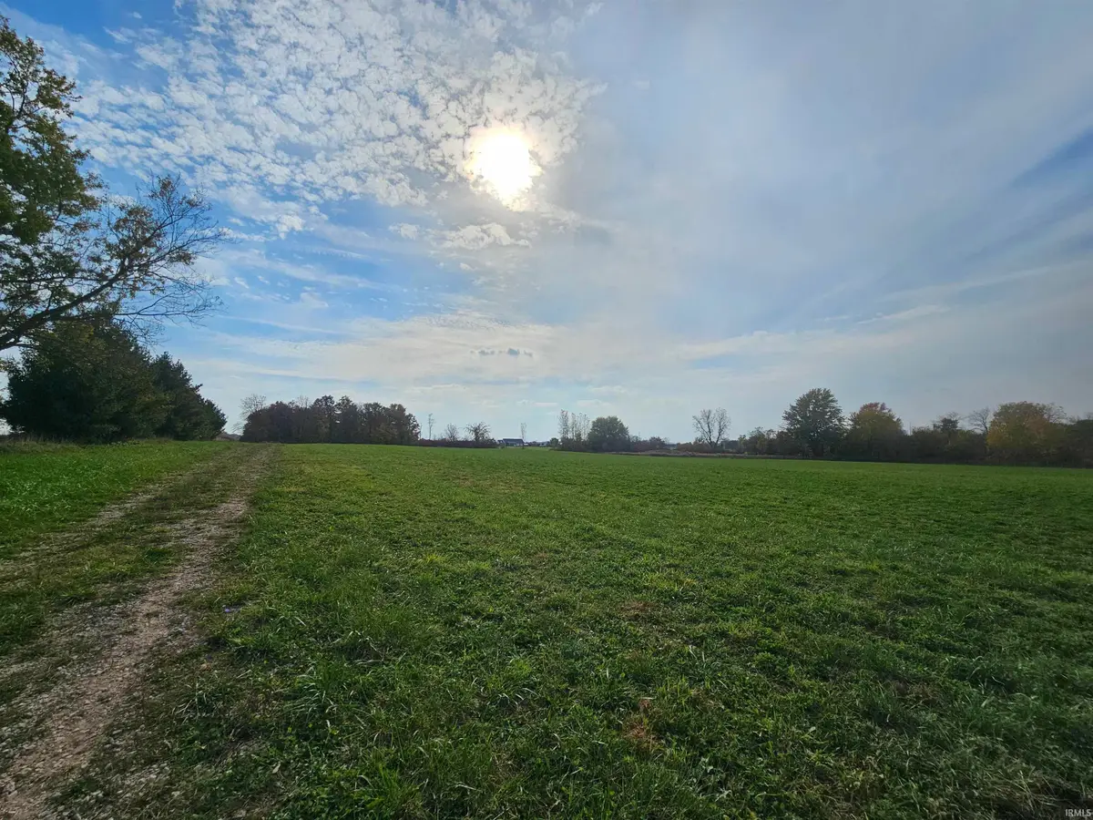 245 E 300 Road, Portland, IN 47371 - #1
