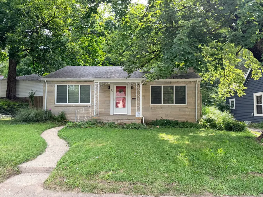 812 S Grant Avenue, Crawfordsville, IN 47933 - #2