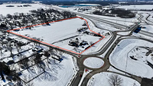 820 Mullinix Road, Greenwood, IN 46143