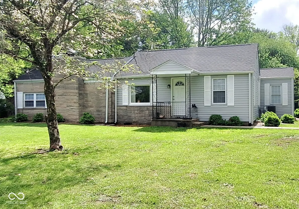 12871 W State Road 32, Yorktown, IN 47396 - #1