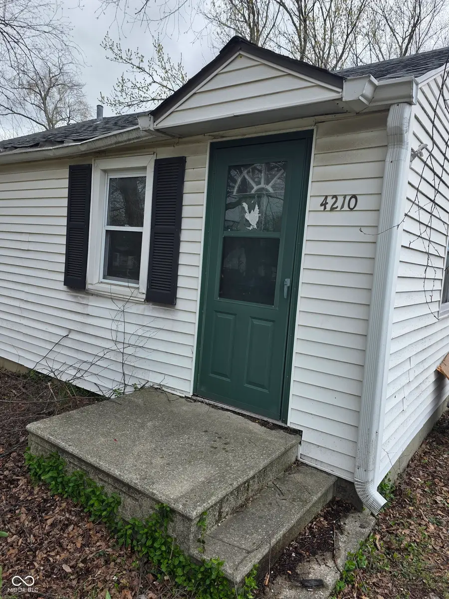 4210 E Naomi Street, Indianapolis, IN 46203 - Image #2