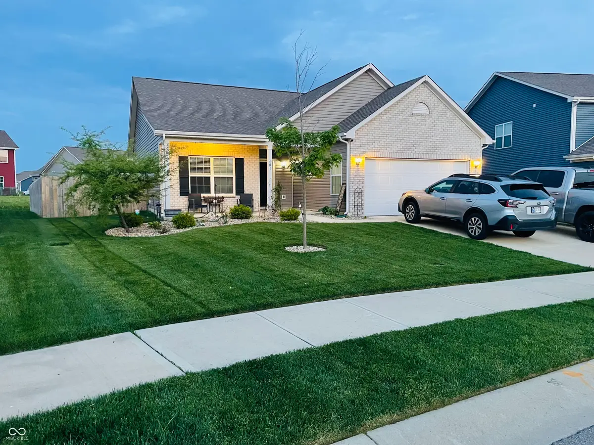 401 Haywood Drive, Greenfield, IN 46140 - #1