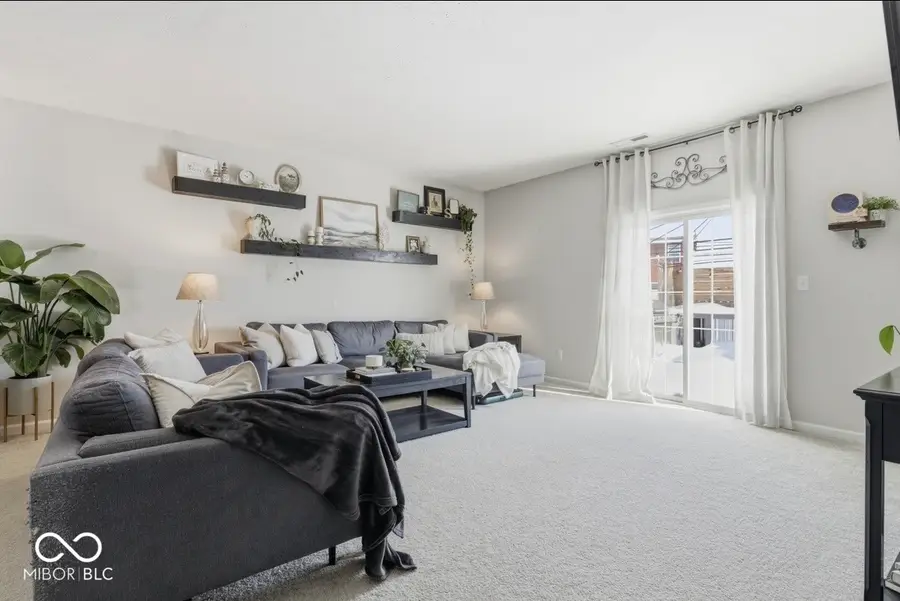 401 Haywood Drive, Greenfield, IN 46140 - #3