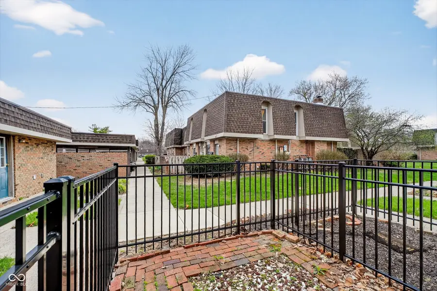 7472 Countrybrook Drive, Indianapolis, IN 46260 - #2