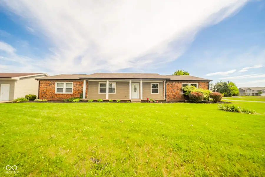6863 W Jennifer Court, Greenfield, IN 46140 - #2