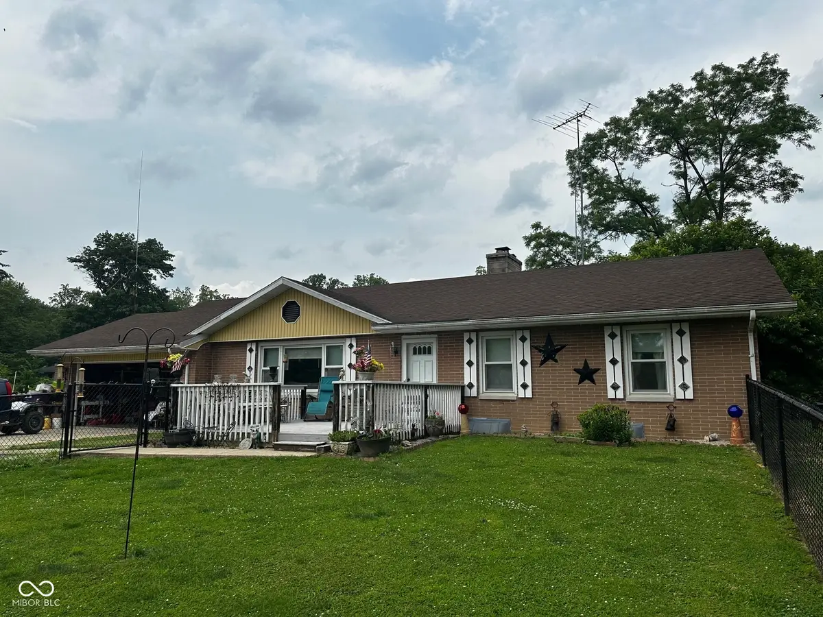 7114 Locust Lake W Drive, Spencer, IN 47460 - #1