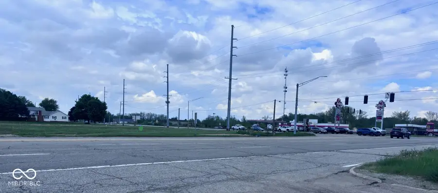 750 S Michigan Street, Lapaz, IN 46537 - #3