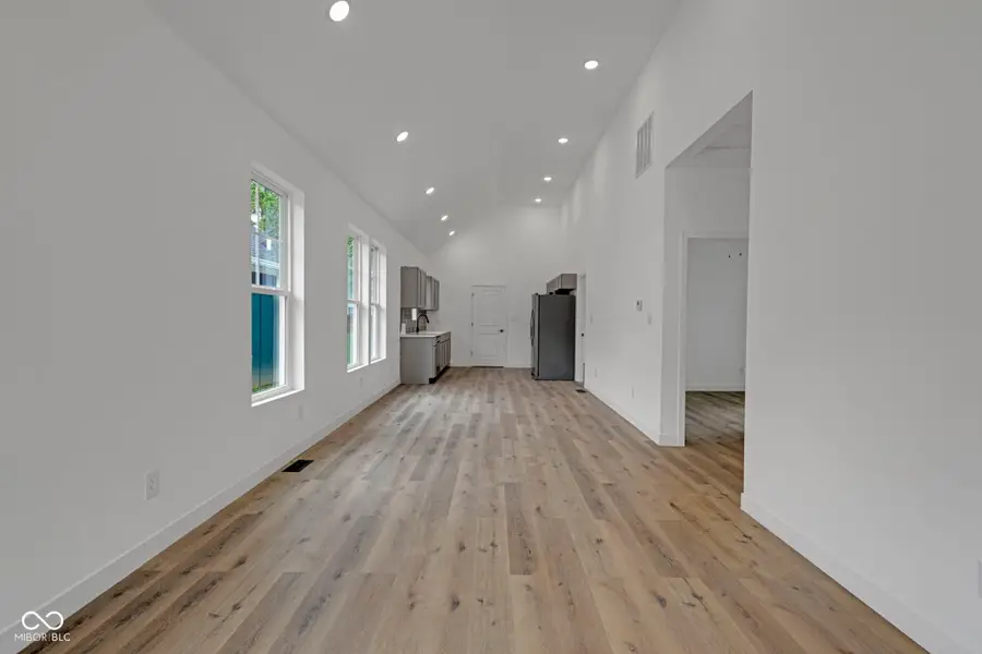 4234 Kingsley Drive, Indianapolis, IN 46205 - Image #3