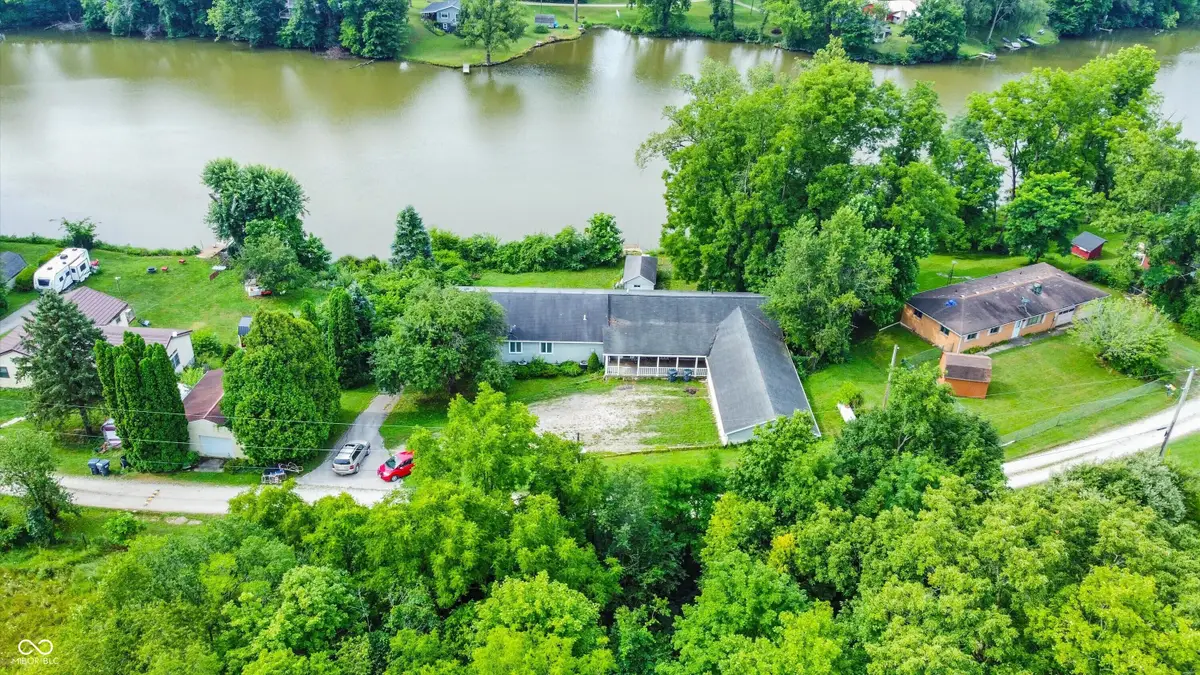 402 N Mohee Drive, Hartford City, IN 47348 - Image #1