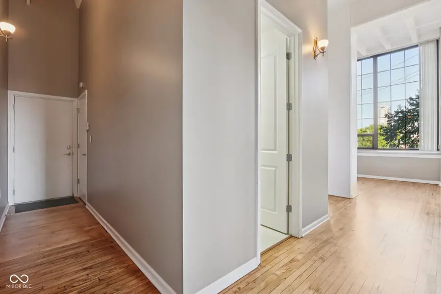 624 E Walnut Street #21, Indianapolis, IN 46204 - #3