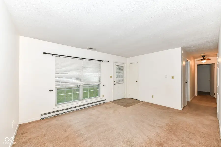 5427 Straw Hat Drive, Indianapolis, IN 46237 - Image #2