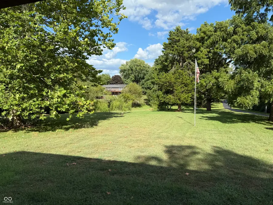 5668 S 50 W, Trafalgar, IN 46181 - Image #2