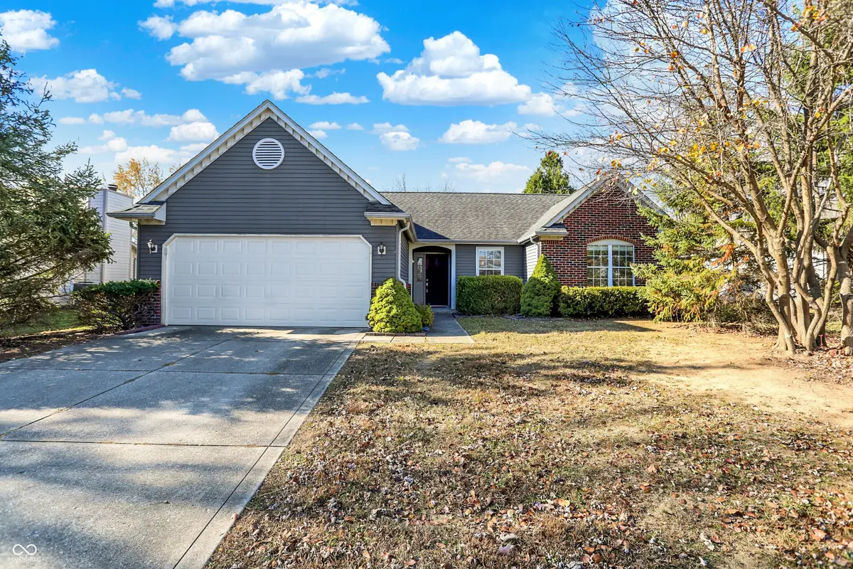 7532 Crickwood Lane, Indianapolis, IN 46268 - Image #1