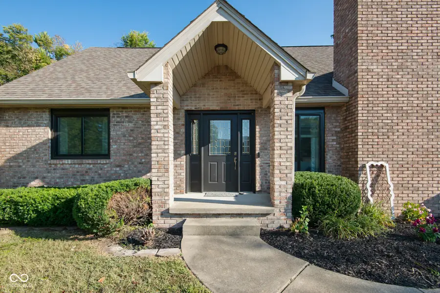 1966 Broadmoor Lane, Columbus, IN 47203 - #2