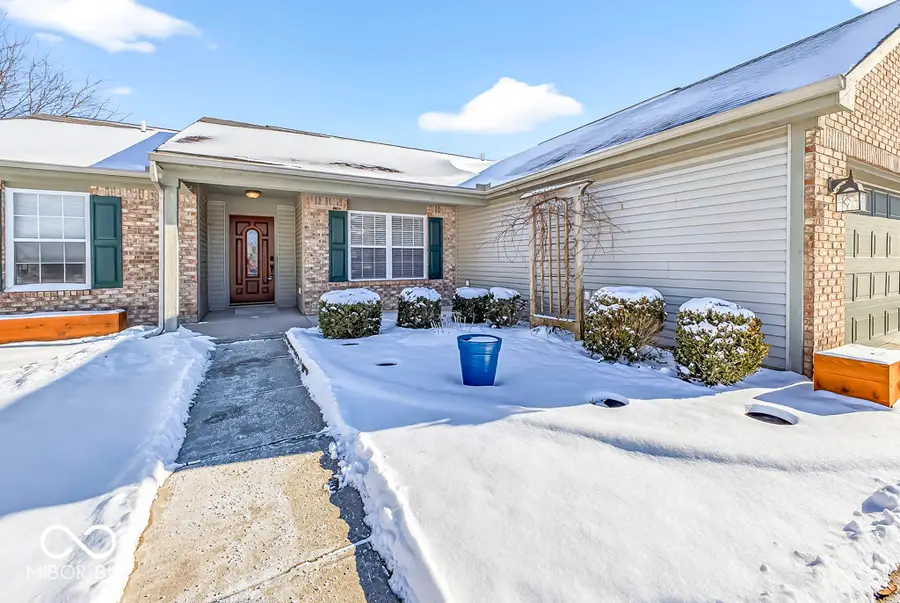 5511 Thompson Park Boulevard, Indianapolis, IN 46237 - Image #2